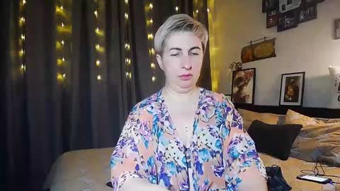 Snapshot of miss_tasha_kom chatting on 01.20.25 miss_tasha_kom online show from 01.20.25