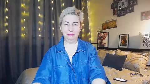 Snapshot of miss_tasha_kom chatting on 01.21.25 miss_tasha_kom online show from 01.21.25