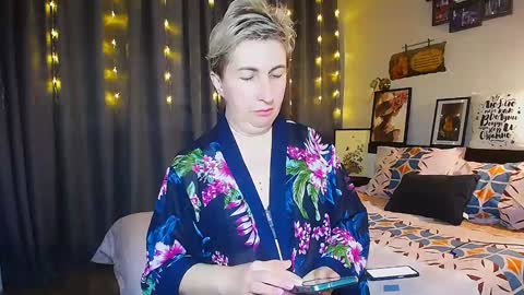 Snapshot of miss_tasha_kom chatting on 01.31.25 miss_tasha_kom online show from 01.31.25