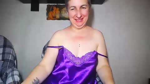 Snapshot of miss_tasha_kom chatting on 09.11.25 miss_tasha_kom online show from 09.11.25