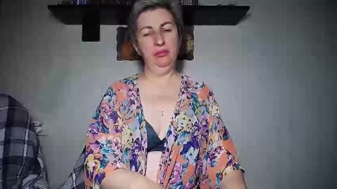 Snapshot of miss_tasha_kom chatting on 10.05.25 miss_tasha_kom online show from 10.05.25