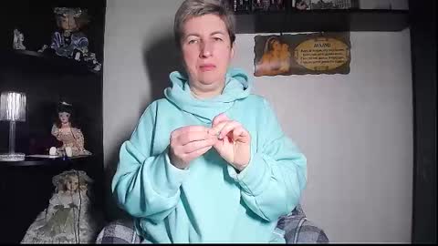 Snapshot of miss_tasha_kom chatting on 11.01.25 miss_tasha_kom online show from 11.01.25