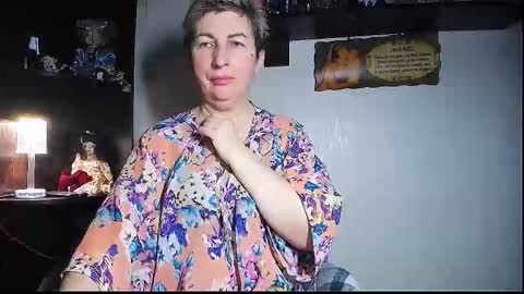 Snapshot of miss_tasha_kom chatting on 11.20.25 miss_tasha_kom online show from 11.20.25