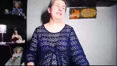 Snapshot of miss_tasha_kom chatting on 11.30.25 miss_tasha_kom online show from 11.30.25