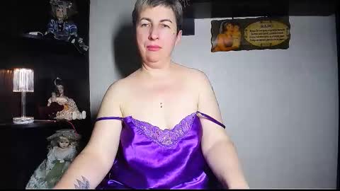 Snapshot of miss_tasha_kom chatting on 12.15.25 miss_tasha_kom online show from 12.15.25