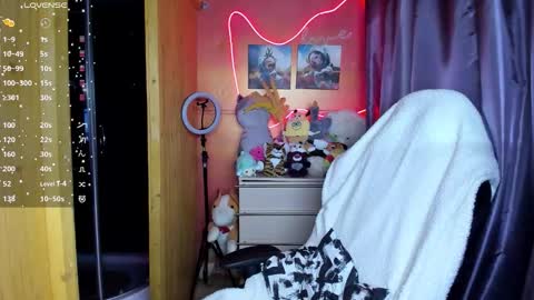 Snapshot of miss_tasy chatting on 03.01.26 Melanie January 15th is my birthday there will be an interesting show online show from 03.01.26