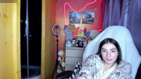 Snapshot of miss_tasy chatting on 06.24.26 Melanie January 15th is my birthday there will be an interesting show online show from 06.24.26