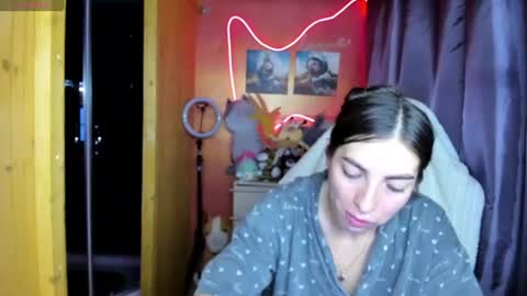 Snapshot of miss_tasy chatting on 06.25.26 Melanie January 15th is my birthday there will be an interesting show online show from 06.25.26