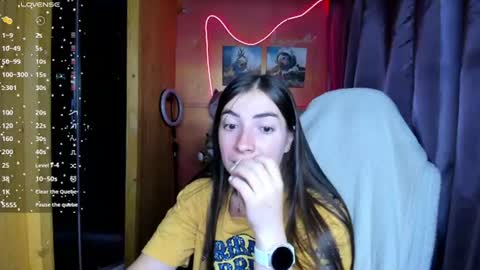 Snapshot of miss_tasy chatting on 07.24.26 Melanie January 15th is my birthday there will be an interesting show online show from 07.24.26