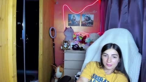Snapshot of miss_tasy chatting on 07.26.26 Melanie January 15th is my birthday there will be an interesting show online show from 07.26.26
