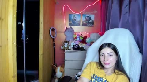 Snapshot of miss_tasy chatting on 07.29.26 Melanie January 15th is my birthday there will be an interesting show online show from 07.29.26