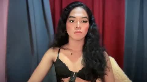 miss_veron_xoxo online show from 11.13.25