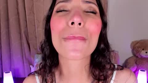 Snapshot of miss_veronica2 chatting on 02.04.26 Miss Veronica online show from 02.04.26