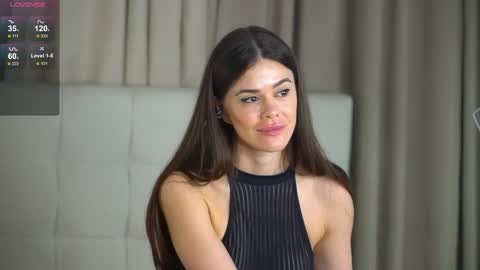 Miss Victoria online show from 04.17.26