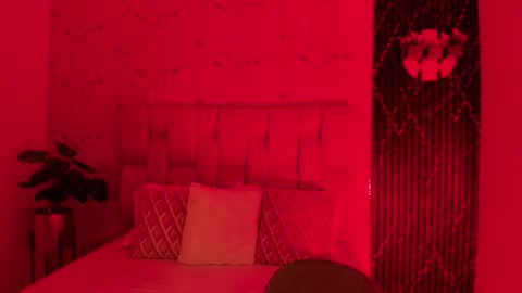 Snapshot of missakamee_420 chatting on 02.23.26 violeta online show from 02.23.26