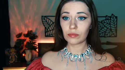 Snapshot of missbeverlymills chatting on 01.23.25 The divine Beverly online show from 01.23.25