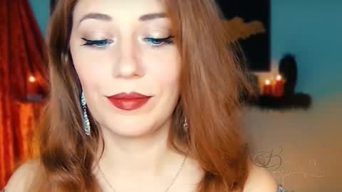 Snapshot of missbeverlymills chatting on 10.26.25 The divine Beverly online show from 10.26.25