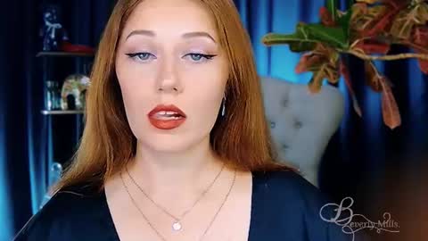 The divine Beverly online show from 07.15.26