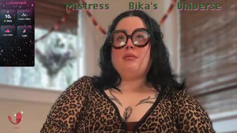 Miss Bika online show from 02.14.25