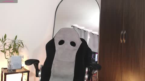 Snapshot of missblair12 chatting on 01.31.25 MissBlair online show from 01.31.25