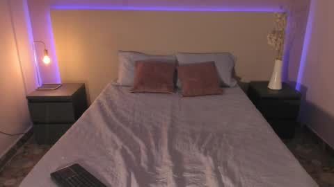 Miss Bombom online show from 12.20.25