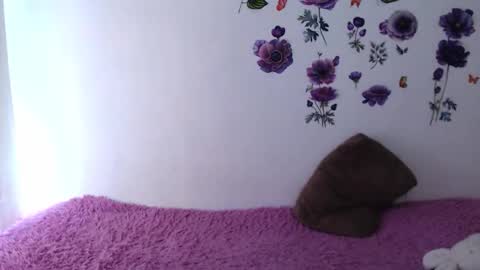 misscelestial online show from 04.04.26