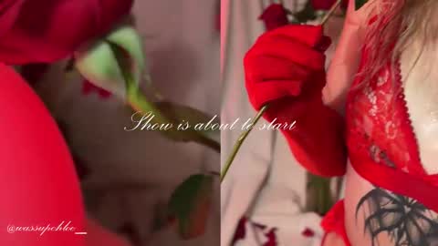 Chloe freelance model Please your thumbs up are important  online show from 03.12.25