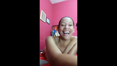 Snapshot of misscruzxz chatting on 06.04.26 Donna di Diamanti online show from 06.04.26
