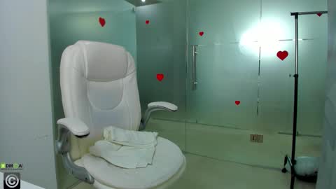 Miss Domina online show from 01.10.26