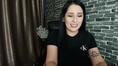 Snapshot of missdyaa chatting on 10.16.25 Miss online show from 10.16.25