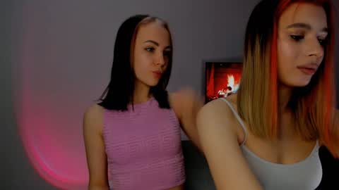 Hello dear my name Elisa online show from 01.25.25