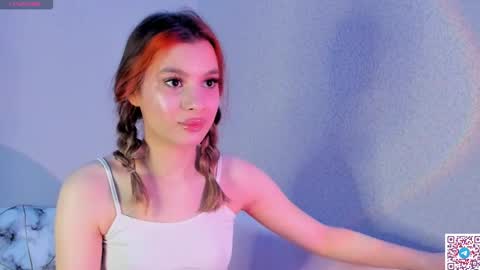 Hello dear my name Elisa online show from 02.28.25