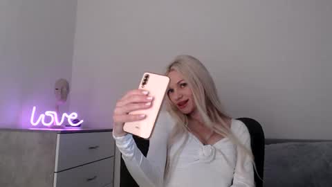 EMMA online show from 12.18.25