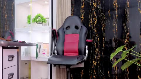 Escarlet online show from 03.27.26