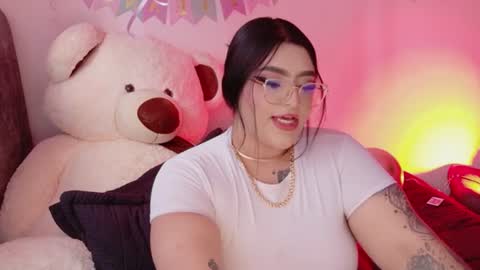 missevans_ online show from 07.02.26