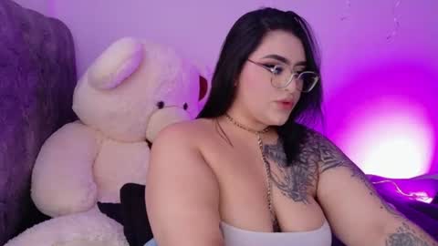 missevans_ online show from 07.20.26