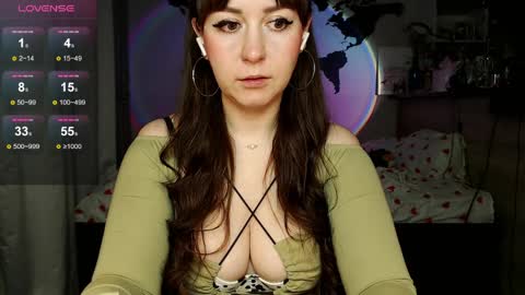 Snapshot of missgenevaonceagain chatting on 04.06.26 G online show from 04.06.26