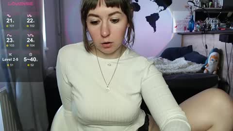 Snapshot of missgenevaonceagain chatting on 05.25.26 G online show from 05.25.26