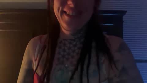 misshoneybadger333 online show from 02.13.26