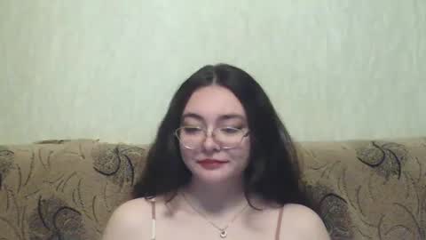Snapshot of missis_mona chatting on 01.19.25 missis mona online show from 01.19.25