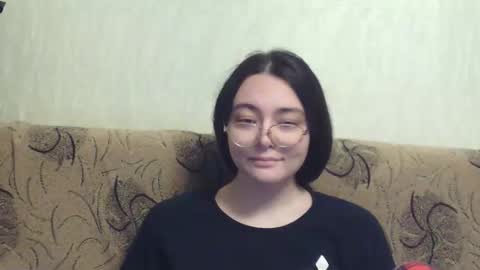 Snapshot of missis_mona chatting on 09.28.25 missis mona online show from 09.28.25