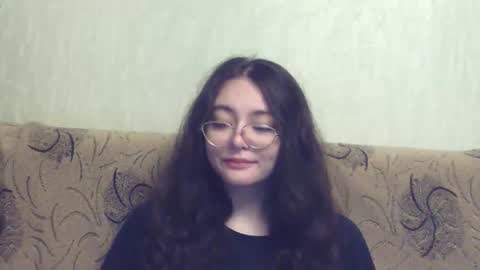 Snapshot of missis_mona chatting on 10.05.25 missis mona online show from 10.05.25