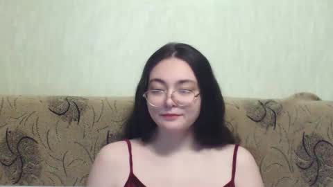 Snapshot of missis_mona chatting on 10.25.25 missis mona online show from 10.25.25