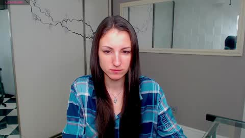 Snapshot of missis_sofiia chatting on 01.29.25 Sofia online show from 01.29.25