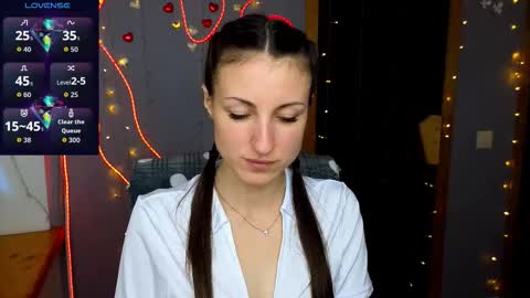 Snapshot of missis_sofiia chatting on 10.02.25 Sofia online show from 10.02.25