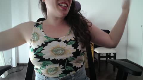 Snapshot of missivana777 chatting on 01.22.25 Ivana online show from 01.22.25