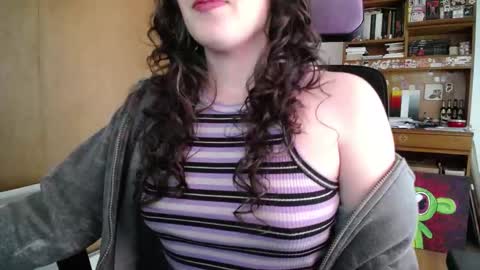 Snapshot of missivana777 chatting on 09.29.25 Ivana online show from 09.29.25