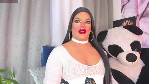 Snapshot of misskassandraa_ chatting on 06.23.26 kassandra lazcano online show from 06.23.26