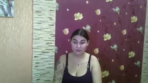 Lisa online show from 02.20.25