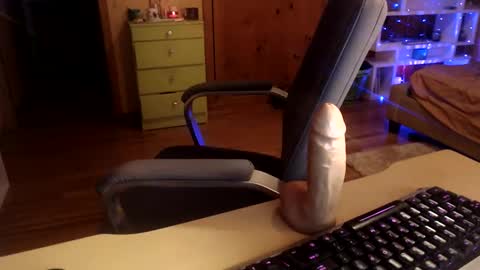 MissKittyFox online show from 12.10.24